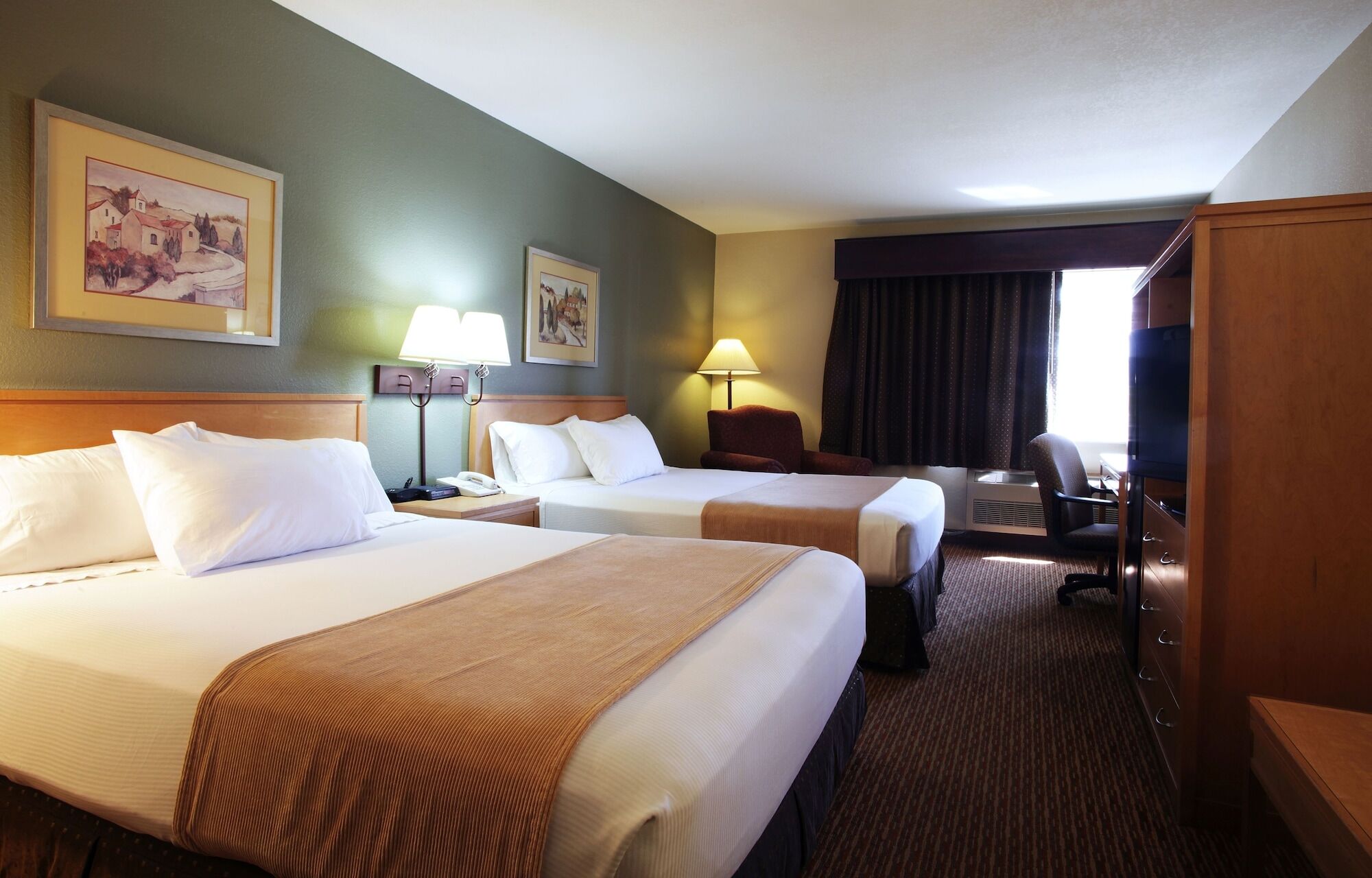 Ramada By Wyndham Spirit Lake/okoboji Spirit Lake